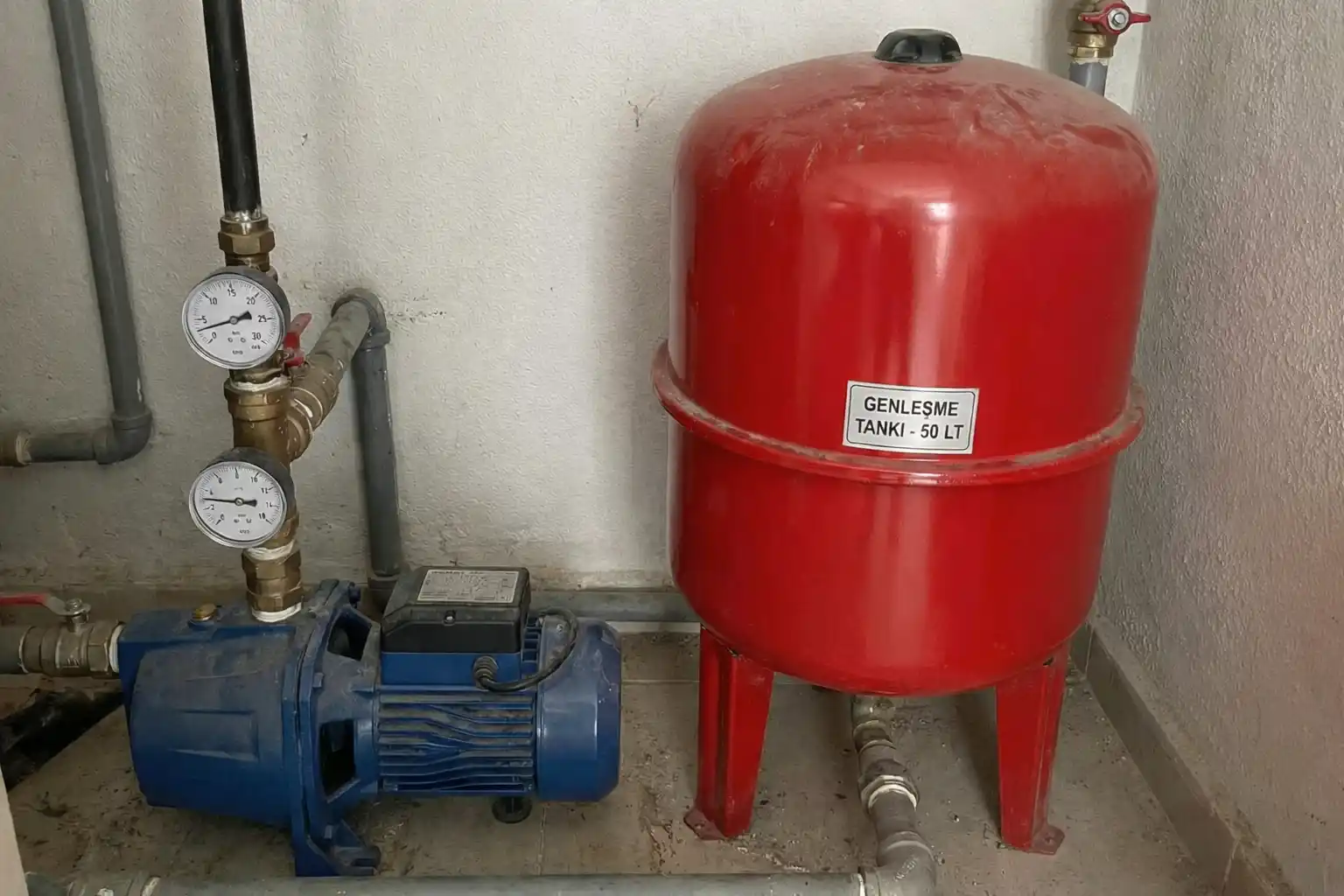 Genleşme Tankı Ne İşe Yarar? Hidrofor ve Denge Tankı Bakımı